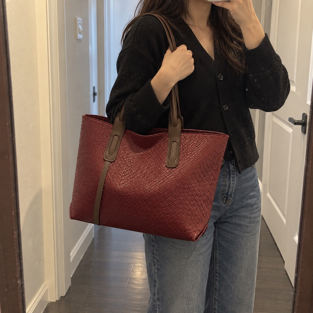 Customer photo of TENLOVE Everyday Woven Tote.