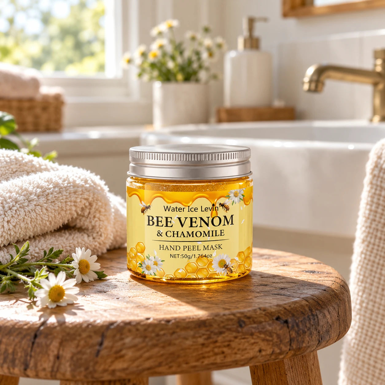 Honey Hour Hand Peel Mask - everyday setting