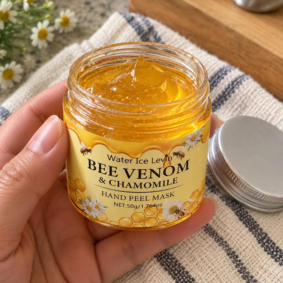 Honey Hour Hand Peel Mask - photo journal view 2