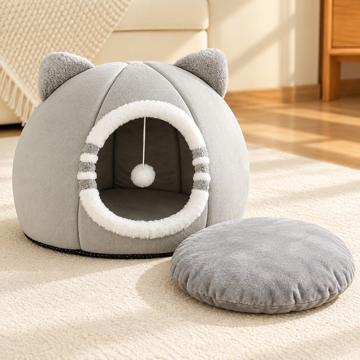 Cushion included. Grey cat-ear cave.
