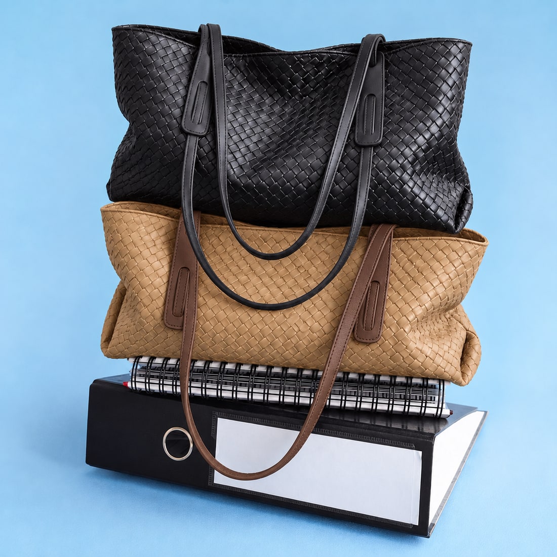Black and Khaki woven tote texture and color details