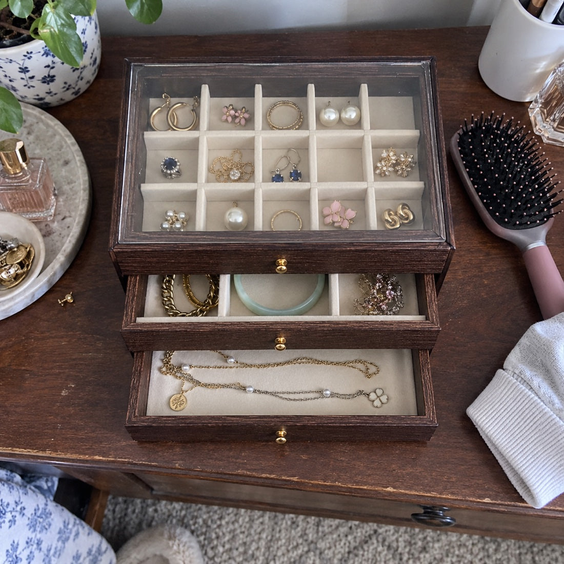 Customer photo of TENLOVE Keepsake Jewelry Box.