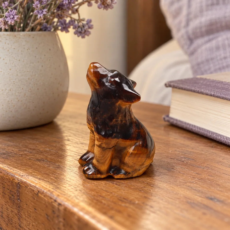 Mini Stone Wolf Figurine — Customer photo 3